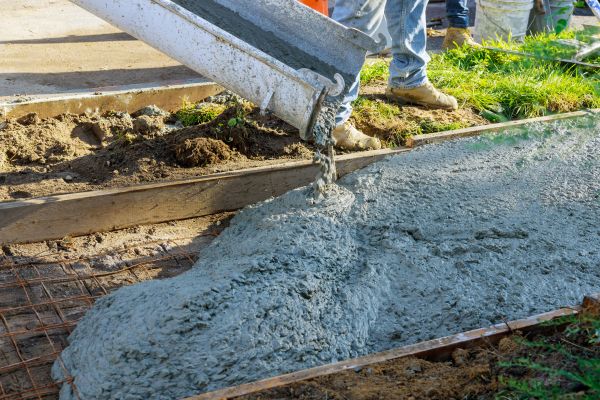 Cost of Driveway Concrete Pouring in Wheaton